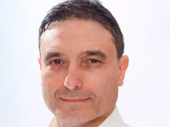 David Hollander,
                            Health & Wellness
                            Expert at 요가 여정 번들