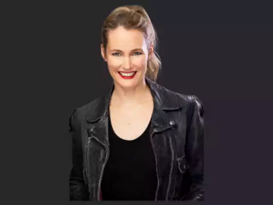 Joanna Stone,
Health & Wellness, Health & Wellness
Expert at Radiant Renewal: 2023 Yazında Sağlık, Zindelik ve Maneviyat Üzerine Çevrimiçi Sempozyum