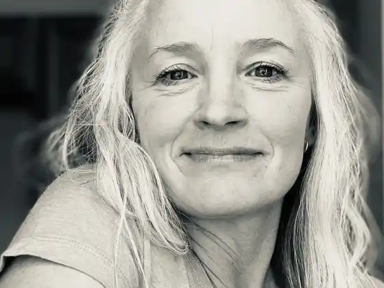 Lisa Knowlton,
Health & Wellness, Spirituality, Grief, Love and Relationships, Personal Development & Coaching, Arts
Expert at Empower 2025 Szimpózium